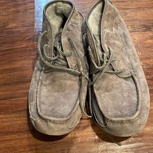 Mens  Sz 13 UGG slipper boot. Grey. Excellent condition.